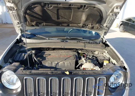 2018 Jeep Renegade Latitude Fwd z USA, uszkodzony, nr VIN ZACCJABBXJPJ56649